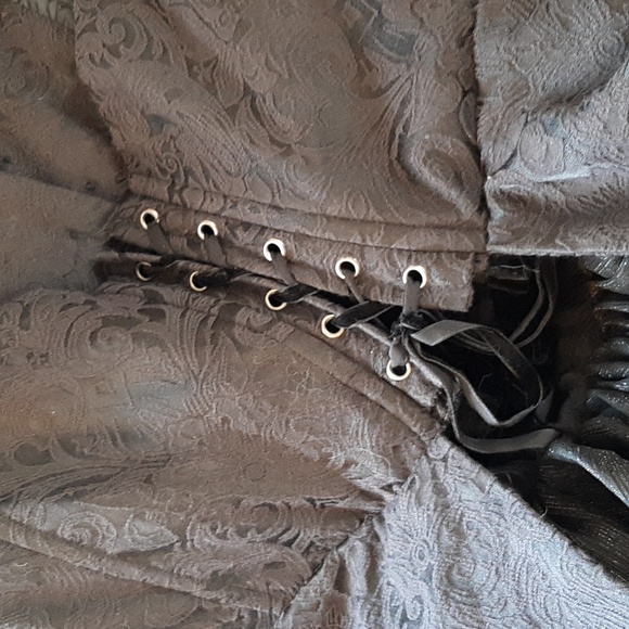 Mr Zeki S lolita black Vest - ruffle gothic - Picture 3 of 5